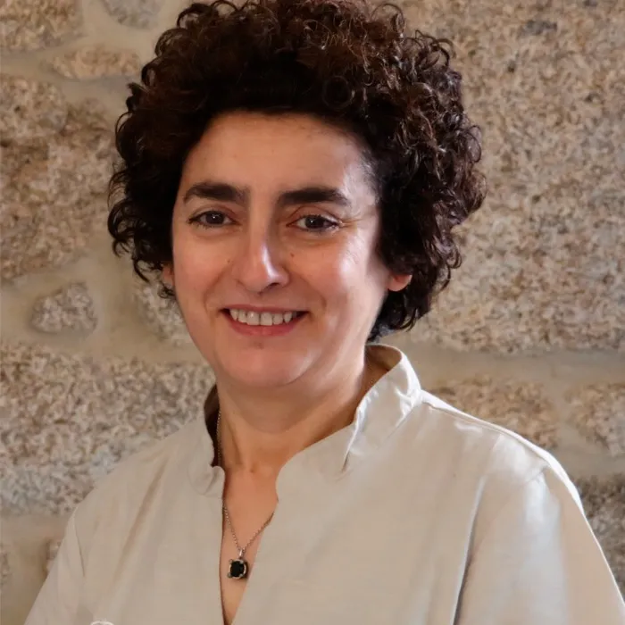 Retrato de Begoña Carrera, higienista dental de la Clínica Dental Ocampo Alfaya
